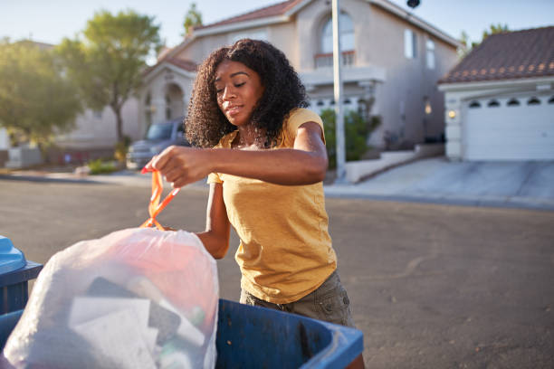 Best Commercial Cleanout Services  in Jnstown, OH